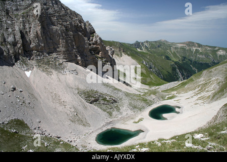 Pizzo del Diavolo über Lago di Pilato, Nationalpark Monti Sibillini, Le Marche, Italien Stockfoto