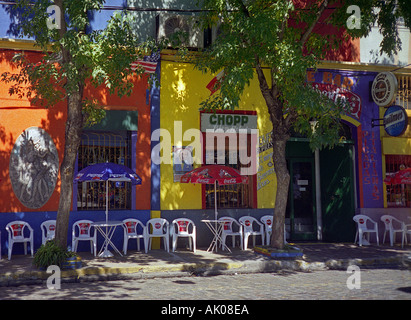 Traditionelle typischen kolonialen Straßenbild Stadtbild Café Caminito Boca Buenos Aires Argentinien Lateinamerika Südamerika Stockfoto