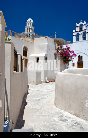 Markante Architektur Casteli Emporio Santorini Griechenland Stockfoto