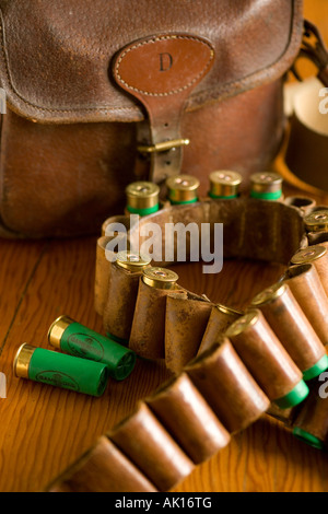 Gewehr Patronengürtel und Tasche Stockfoto