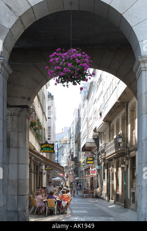 Rua Franja ab Plaza de María Pita, Ciudad Vieja (Altstadt), La Coruña (A Coruña), Galicien, Spanien Stockfoto