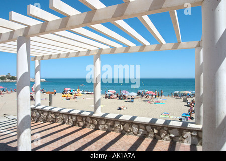 Strand in Fuengirola, Costa Del Sol, Andalusien, Spanien Stockfoto