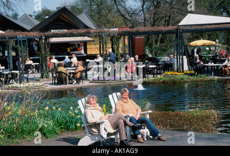 Cafe / Park "Planten un Blomen" / Cafeteria Stockfoto