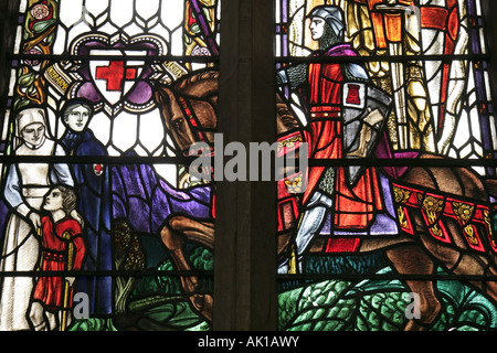 Großbritannien England North Yorkshire, Thirsk, Cemetery Road, die Pfarrkirche St. Mary, Buntglasfenster aus dem 19. Jahrhundert, UK071013033 Stockfoto