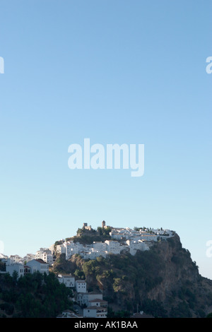 Casares, eines der Pueblos Blancos, im Hinterland der Costa Del Sol, Andalusien, Spanien Stockfoto