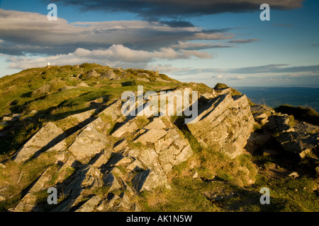 Blick entlang dem Grat in Richtung der trigonometrischen Punkt auf dem Gipfel des Zuckerhuts in den Brecon Beacons Stockfoto