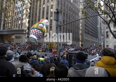 Die 2004 Macy's Thanksgiving Day Parade. Stockfoto