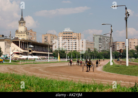 Trab-Rennen auf dem Hippodrom-Moskau, Russland Stockfoto