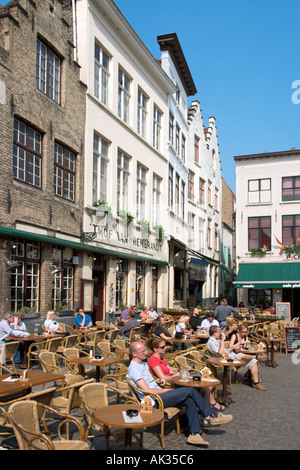 Brügge, Belgien. Straßencafés und Bars, Brugge, Belgien Stockfoto