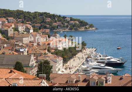 Fernsicht auf der Uferpromenade Insel Hvar Kroatien Stockfoto