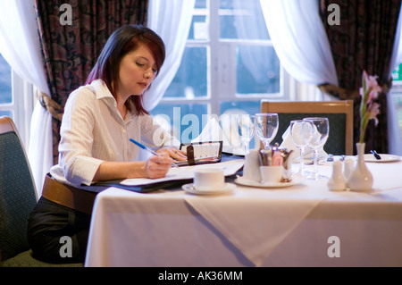 Business-Frau im Hotel Stockfoto