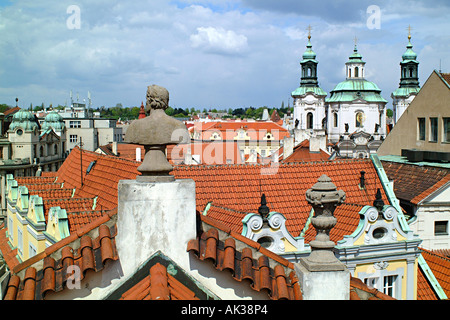 Dächer in Stare Mesto (Altstadt), Prag, Tschechien Stockfoto