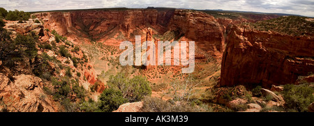 Spider Rock übersehen in Canyon de Chelly Arizona USA befindet sich in einem Navajo-Indianer-Reservat Stockfoto