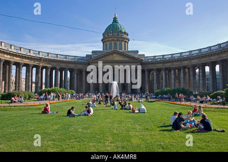 Kathedrale unserer Dame von Kazan auf Nevskiy Prospeckt, St. Petersburg, Russland Stockfoto