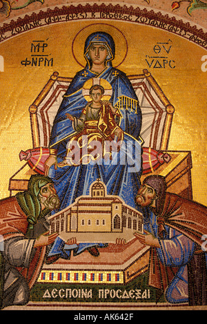 Griechenland, Hydra, Kloster Mariä Himmelfahrt der Jungfrau Maria, Mosaik Stockfoto