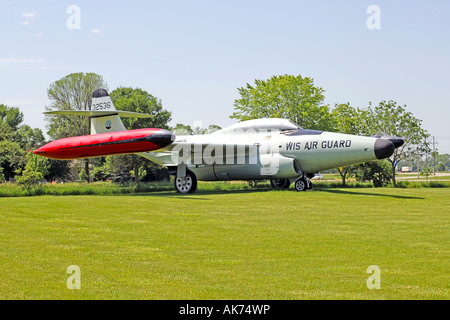 Flugzeuge außerhalb im EAA Museum Oshkosh Wisconsin WI Stockfoto