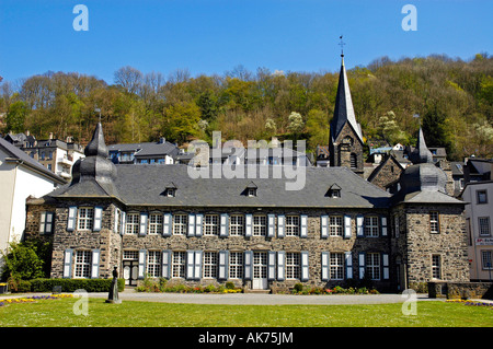 Burg Holtzbrinck Altena Nordrhein Westfalen Deutschland burg-holtzbrinck-altena-nordrhein-westfalen-deutschland