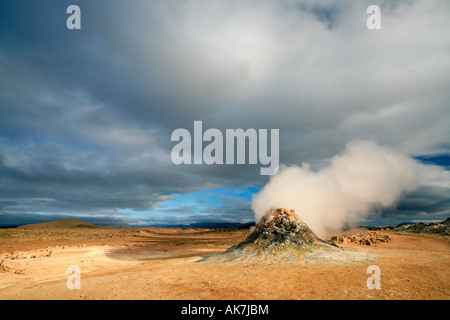 Hverarönd an Namaskard, Fumarole Solfatara Gebiet Hverarönd nahe Mývatn und Namafjall in Island Stockfoto