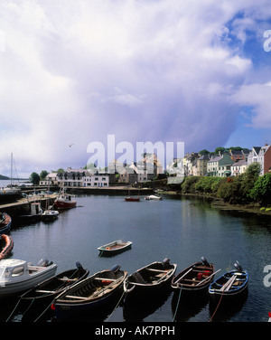 Roundstone Hafen in Connemara, County Galway, Irland Stockfoto