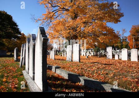 Chester Dorffriedhof in den Herbstmonaten befindet sich in Chester New Hampshire USA Stockfoto