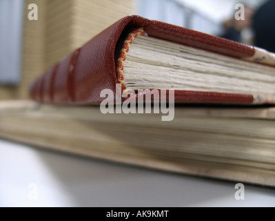 Detail von ein paar handgemachte Bücher Stockfoto