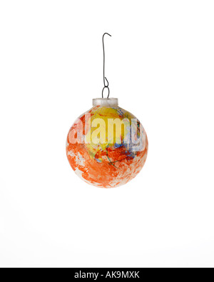 Christbaumschmuck an Haken hängen Stockfoto