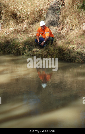 Wasserqualität testen Queensland dsc 3154 Stockfoto