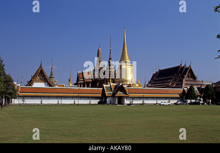 Wat Po Dusit Maha Prasad Grand Palace Bangkok Thailand Fernostasien Stockfoto