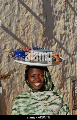 Straßenverkäufer Mauretanien Stadt Chinguetti Stockfoto