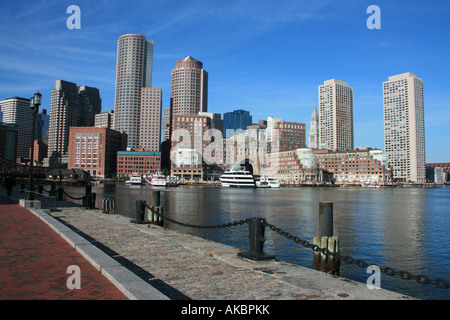 Einen Pfad entlang Boston Harbor. Stockfoto