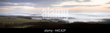 Panorama Blick über Hayle Towans vom Trencrom Hill in den frühen Morgenstunden Nebel cornwall Stockfoto