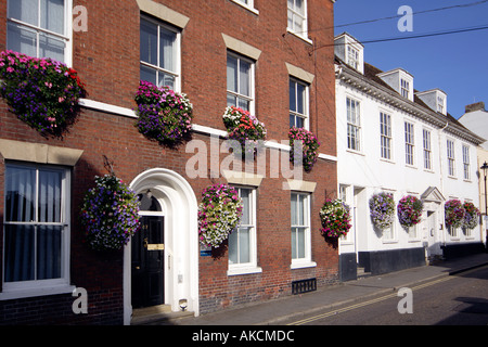 Guildhall Straße in blühen Bury St Edmunds Suffolk East Anglia UK Stockfoto