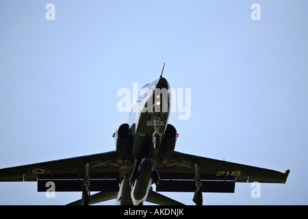 Ausbildung-Jet kommen, um zu landen Stockfoto