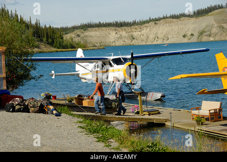 Flugzeug Wasserflugzeug Ponton Wasserflugzeug auf Lake Schwatka Whitehorse Yukon Territory Kanada Stockfoto