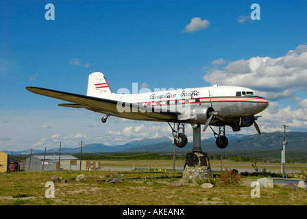 Douglas DC-3 auf dem Display in Whitehorse Yukon Territory Kanada Flugzeug Flugzeug Luft Stockfoto