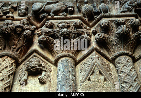 Wien i., Stephansdom, Detail Vom Riesentor (Romanisch, 13. JHK) eine der Westfassade. Stockfoto