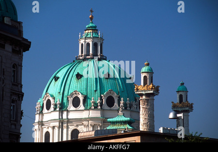 IV. Wien, Karlsplatz, Karlskirche, Gestiftet 1713 Vom Kaiser Karl VI, Stockfoto
