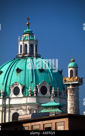 IV. Wien, Karlsplatz, Karlskirche, Gestiftet 1713 Vom Kaiser Karl VI, Stockfoto