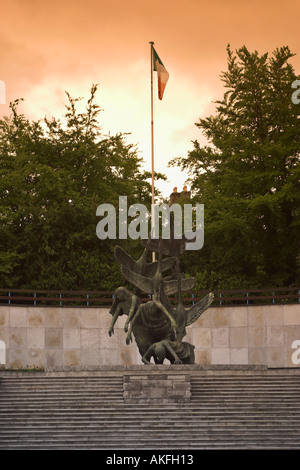 Kinder von Lir Skulptur in den Garden of Remembrance Parnell Square Dublin Stockfoto