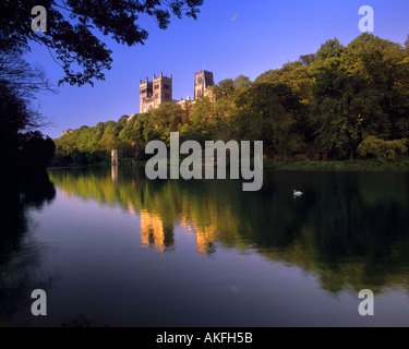 GB - DURHAM: Kathedrale und Fluss-Abnutzung Stockfoto