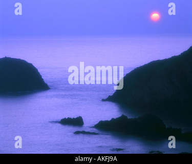 GB - WALES: Sonnenuntergang in Traeth Llyfn, Pembrokeshire Stockfoto