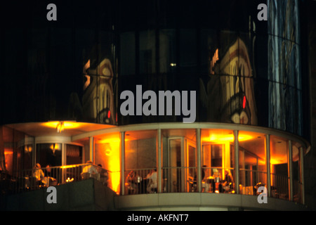 Österreich, Wien, Stephansplatz, Onyx-Bar Im von Hans Hollein Entworfenem Haas-Haus Stockfoto