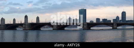 Charles River und der Innenstadt von Boston Stockfoto