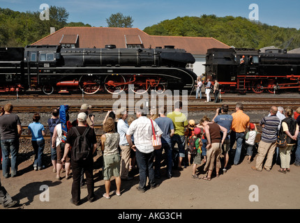 Anzeige der erhaltenen Dampflokomotiven während der 30. Geburtstagsfeiern, Bochum Eisenbahnmuseum (größte Länder) in Deutschland. Stockfoto