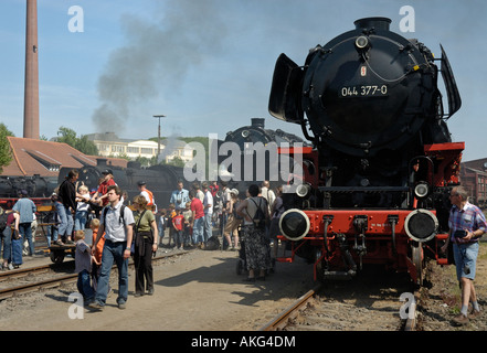 Anzeige der erhaltenen Dampflokomotiven während der 30. Geburtstagsfeiern, Bochum Eisenbahnmuseum (größte Länder) in Deutschland. Stockfoto