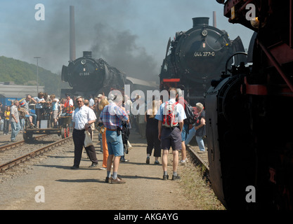 Anzeige der erhaltenen Dampflokomotiven während der 30. Geburtstagsfeiern, Bochum Eisenbahnmuseum (größte Länder) in Deutschland. Stockfoto