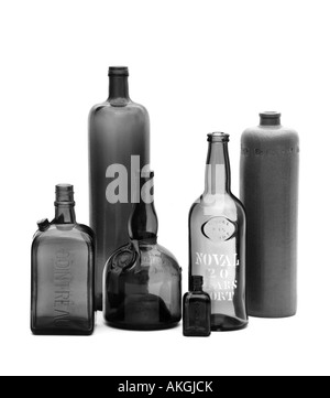 Schwarz und weiß-Stillleben von Flaschen. Stockfoto
