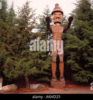 Nuu-Chah-Nulth willkommen Abbildung Totempfahl im Museum für Völkerkunde, University of British Columbia (UBC), Vancouver, BC, Kanada Stockfoto