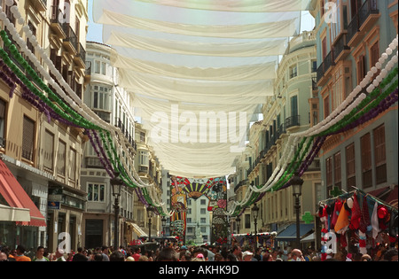 Calle Marques de Larios während der 2005 Feria de Malaga Stockfoto