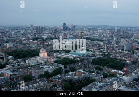 Die Aussicht von der Spitze des Turmes BT Telecom über, Stadt, St. Pauls Cathedral und Tower Bridge Stockfoto